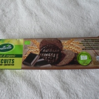 Millville Natural & Organic Biscuits with Dark Chocolate (Aldi)